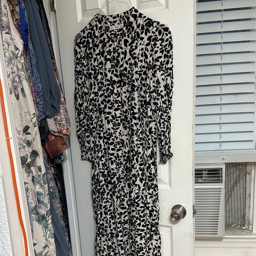 Mango Black and White Leaf-Print Long Sleeve Maxi Dress